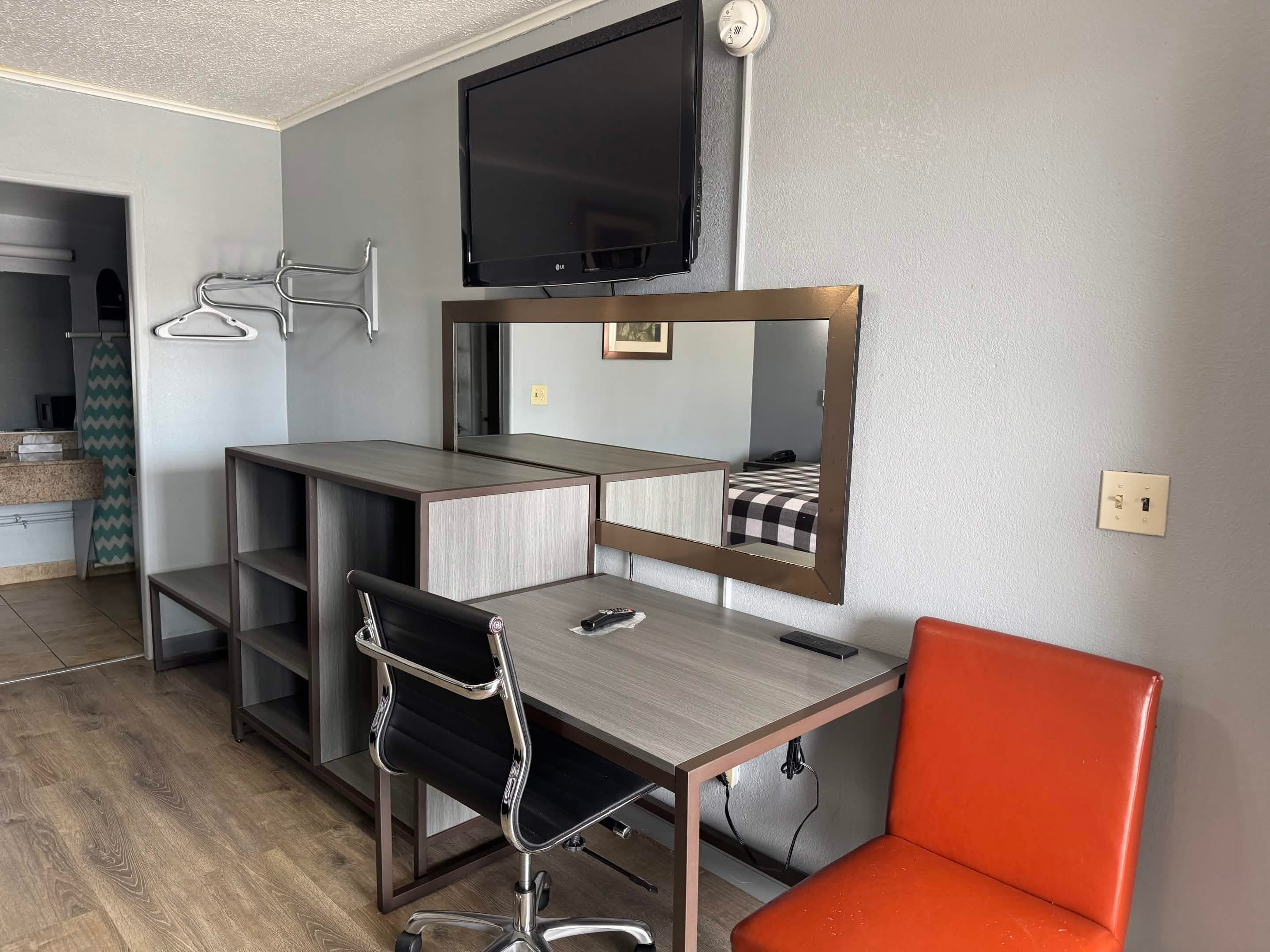 Travel Inn room 4